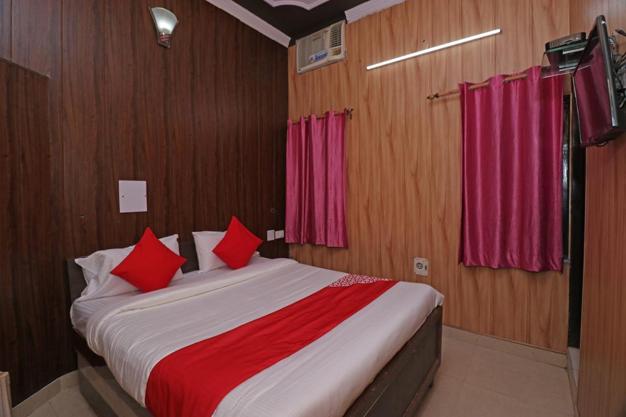 מלון Mirzāpur Oyo 27750 Bhagwati Residency מראה חיצוני תמונה