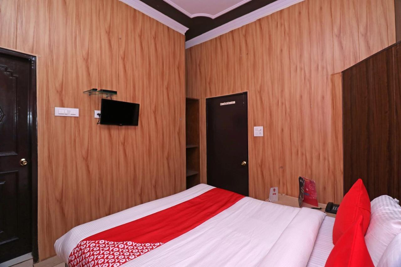 מלון Mirzāpur Oyo 27750 Bhagwati Residency מראה חיצוני תמונה