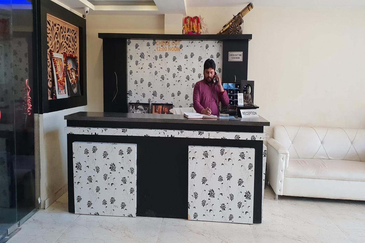 מלון Mirzāpur Oyo 27750 Bhagwati Residency מראה חיצוני תמונה