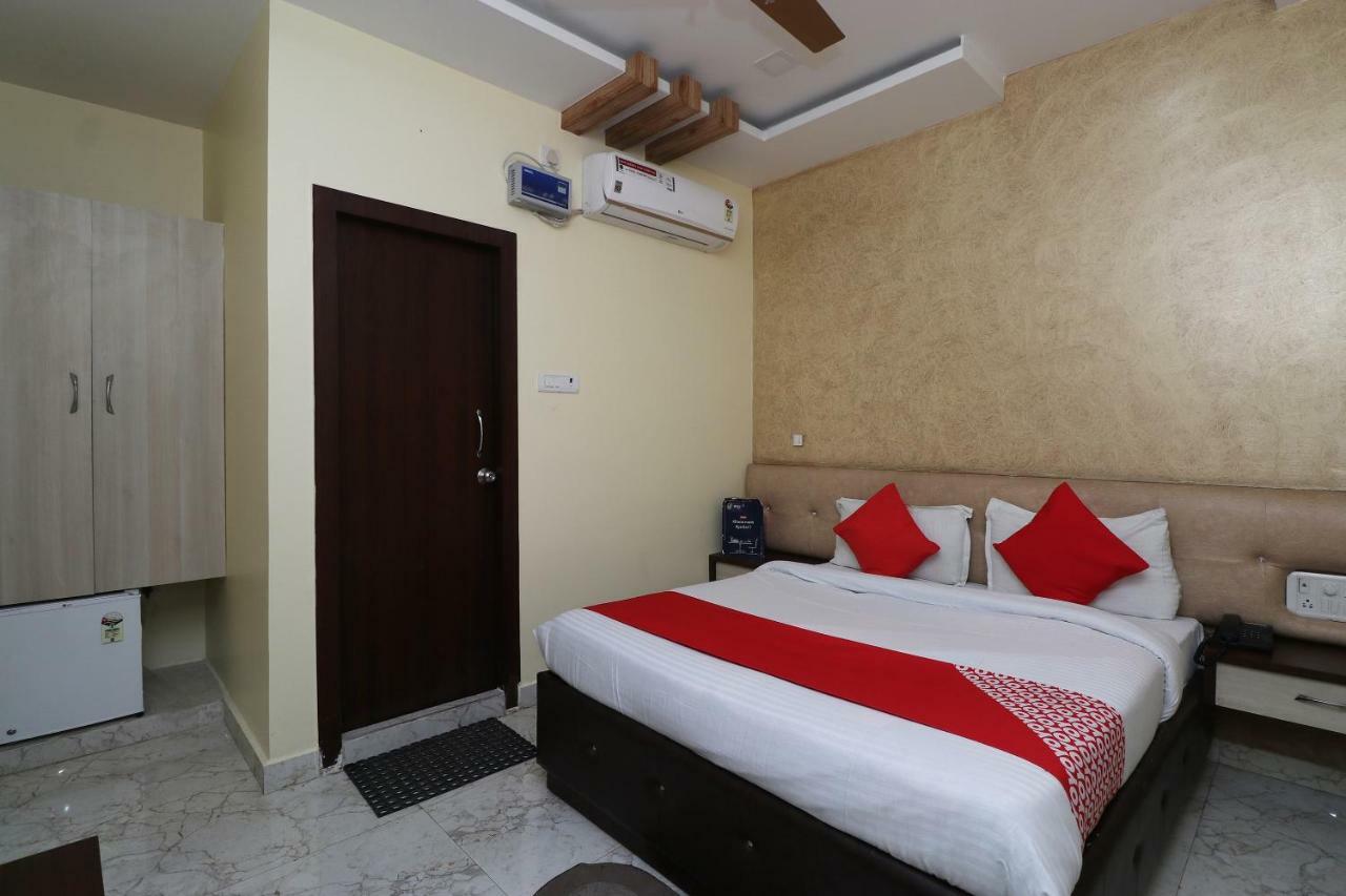 מלון Mirzāpur Oyo 27750 Bhagwati Residency מראה חיצוני תמונה
