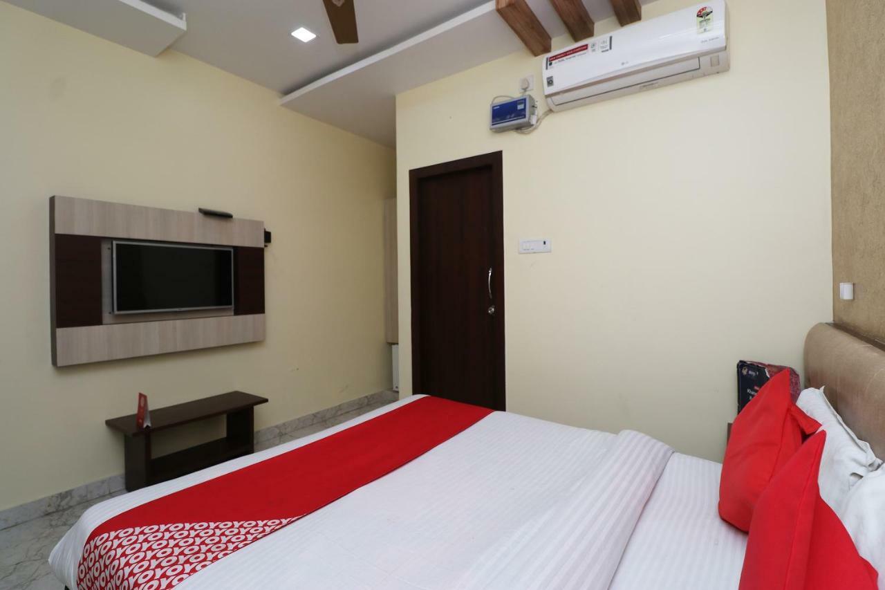 מלון Mirzāpur Oyo 27750 Bhagwati Residency מראה חיצוני תמונה